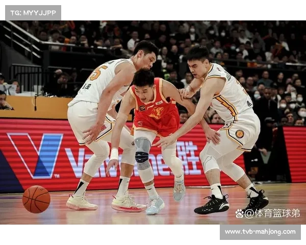 总决赛最后时刻：朱俊龙林秉晟关键三分锁定冠军